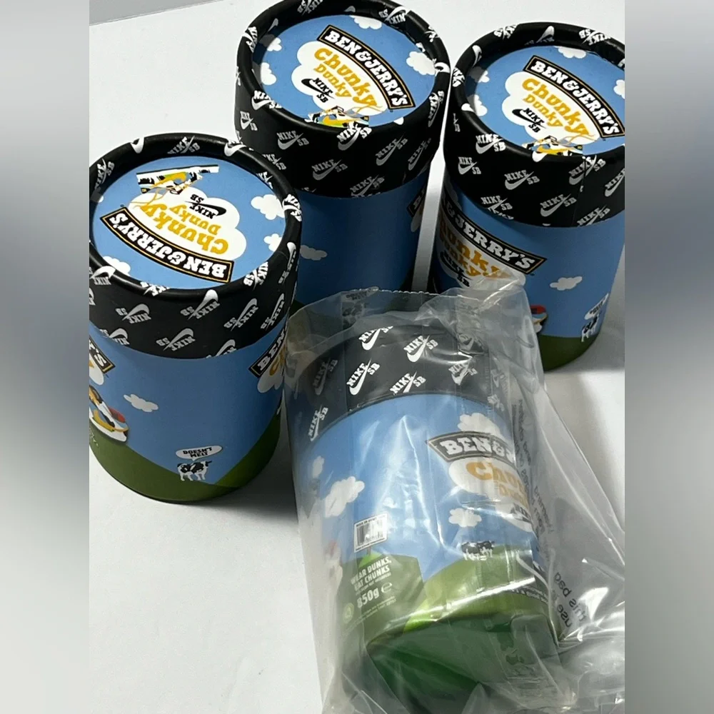 Ben & Jerry’s x Nike SB‎ Chunky Dunky Mini Sneaker Keychain Ice Cream Container